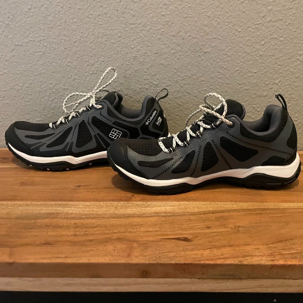 Columbia OutDry Waterproof, Techlite Shoes • Womans Size7.5